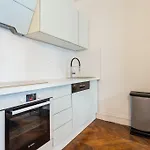 Luxury 3 Bedrooms - Lafayette/Haussmann